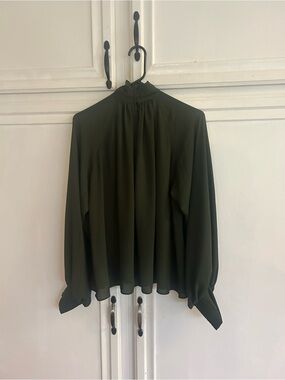 Olive Green High-Neck Long Sleeve Blouse
Madewell NWT